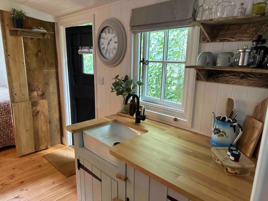 Cornwall Woodland Shepherd'S Hut Deirdres Hut Bodmin Bagian luar foto