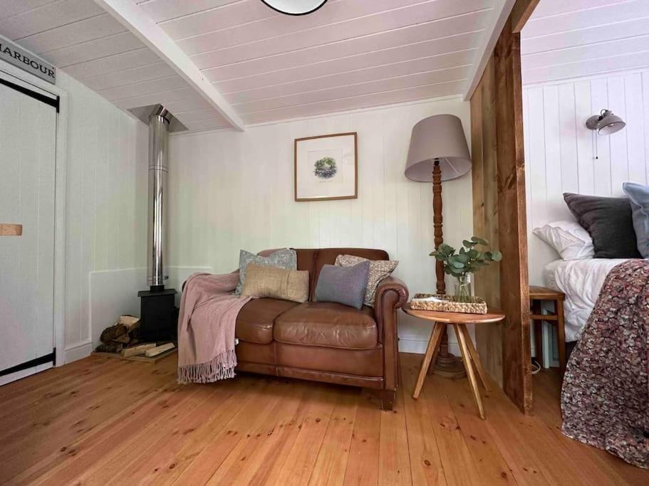 Cornwall Woodland Shepherd'S Hut Deirdres Hut Bodmin Bagian luar foto
