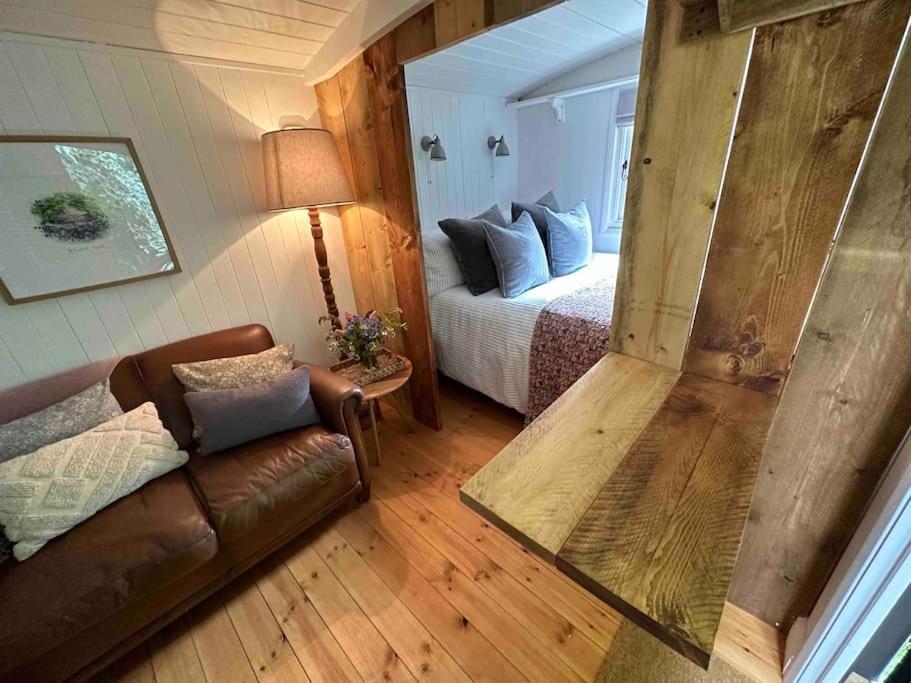Cornwall Woodland Shepherd'S Hut Deirdres Hut Bodmin Bagian luar foto